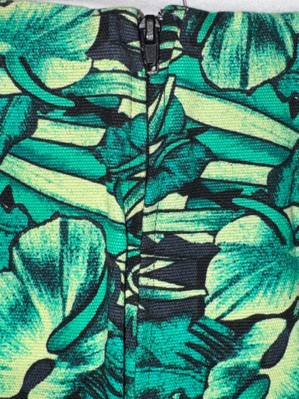 H&M Tropical Green Floral Mini Skirt - Picture 4 of 6